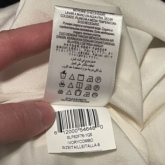 BCBGeneration Aubry Sheer V-Neck Shimmery Fit & Flare Mini Dress Size 8 - Picture 10 of 10